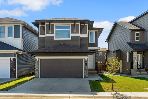 31 Corner Meadows Grove Ne, Calgary, AB, T3N2C2 | Card Image