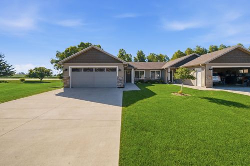 148 Highland Cir, Zumbrota, MN, 55992 | Card Image
