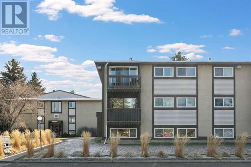 366 94 Ave Se, Calgary, AB, T2J5P1 | Card Image