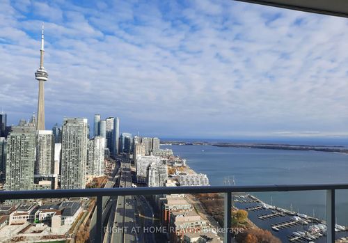 4110-17 Bathurst St, North York, ON, M6A2E1 | Card Image