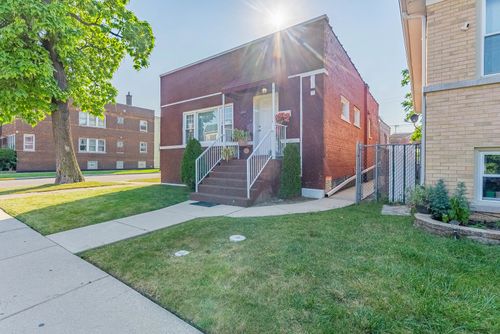 1940 S 59th Ct, Cicero, IL, 60804-2140 | Card Image