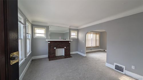 12333 Monica St, Detroit, MI, 48204-1228 | Card Image