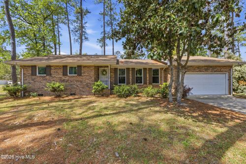 1 Yellow Jacket Ct, Carolina Shores, NC, 28467-2428 | Card Image
