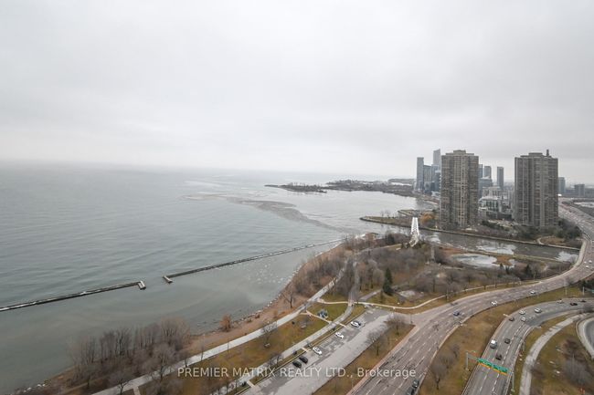 3510 - 1928 Lake Shore Blvd W, Condo with 3 bedrooms, 2 bathrooms and null parking in Toronto ON | Image 22