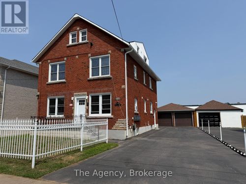 5957 Barker Street, Niagara Falls (Dorchester), ON, L2G1Y5 | Card Image