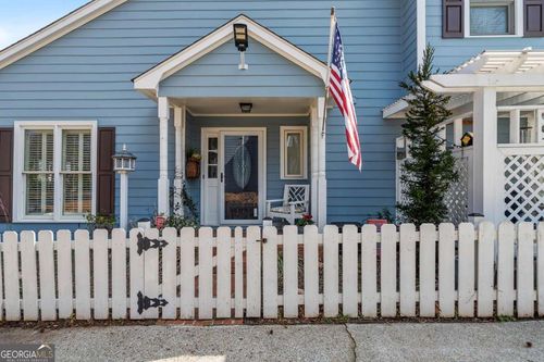 1051 Club Pl Ne, Brookhaven, GA, 30319-2656 | Card Image