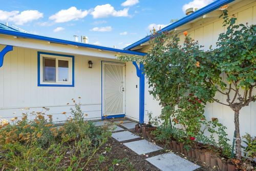 202 Olympic Circle, Vacaville, CA, 95687 | Card Image