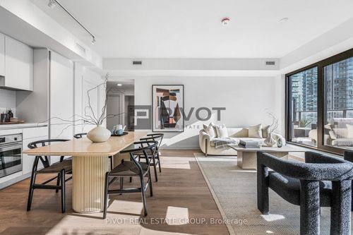 1307-4015 The Exchange, Mississauga, ON, L5B0N9 | Card Image