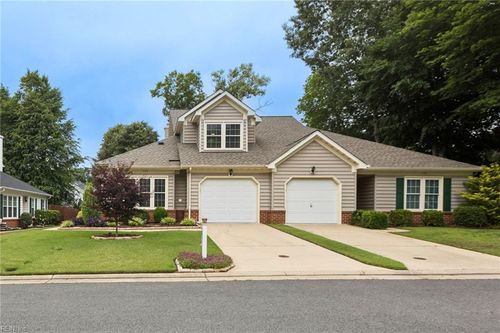 151 Songbird Trl, Yorktown, VA, 23692-6172 | Card Image