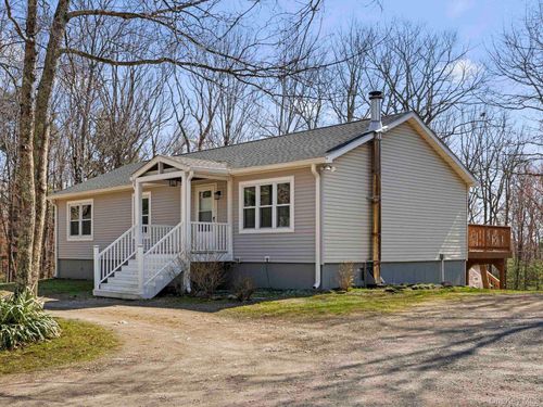 270 Ridgeview Road, Rochester, NY, 12446 | Card Image