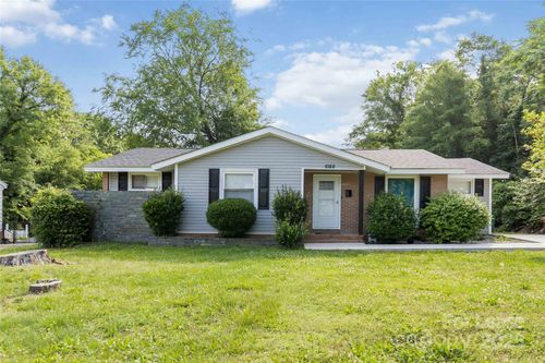 1022 Delmar Ln, Charlotte, NC, 28217-1126 | Card Image
