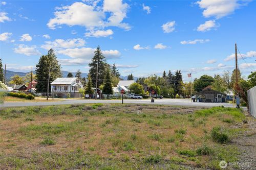 505 6th St, South Cle Elum, WA, 98943-0199 | Card Image