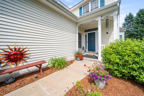 unit-1-34 Mammoth Rd, Hooksett, NH, 03106-1114 | Card Image
