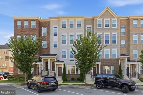 6042 Forum Sq, FREDERICK, MD, 21703-2889 | Card Image