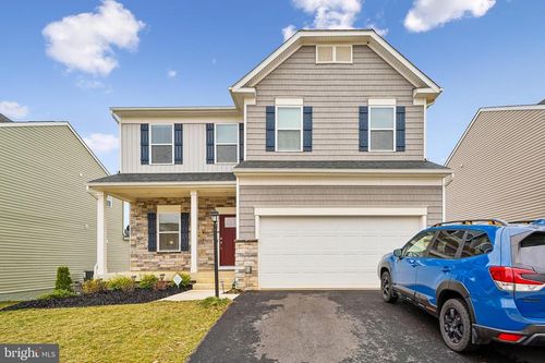 198 Ellery St, RANSON, WV, 25438-5574 | Card Image