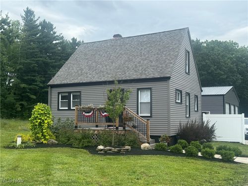 11105 Chillicothe Rd, Chesterland, OH, 44026-1401 | Card Image