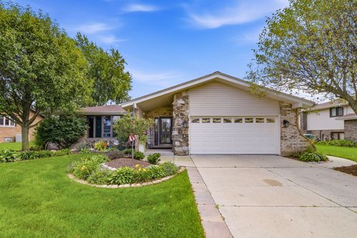 8129 Bob O Link Rd, Orland Park, IL, 60462-4119 | Card Image