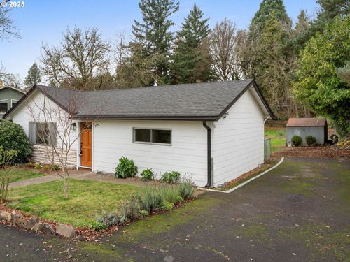 7333 Sw Pine St, Portland, OR, 97223-8713 | Card Image