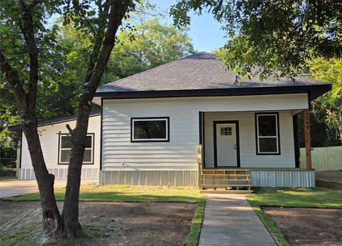 1745 E Cherry St, Paris, TX, 75460-4731 | Card Image