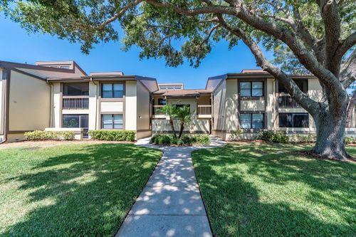 304-304 Woodlake Wynde, OLDSMAR, FL, 34677-2117 | Card Image