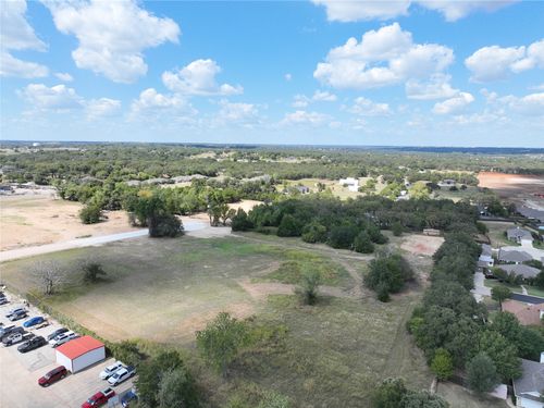 112 Industrial St, Weatherford, TX, 76086-3500 | Card Image
