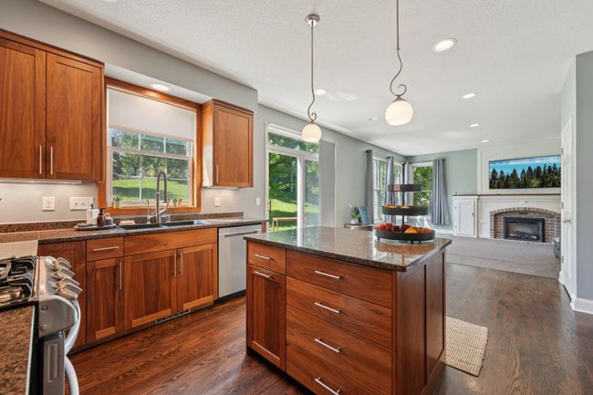1477 Langdon Pl, House other with 6 bedrooms, 3 bathrooms and null parking in Eden Prairie MN | Image 27