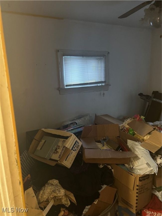 Main floor bedroom | Image 12