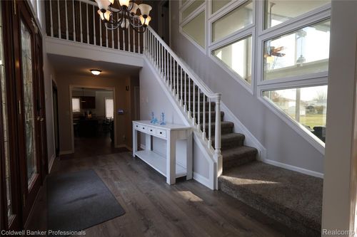 22305 King Rd, Woodhaven, MI, 48183-1075 | Card Image