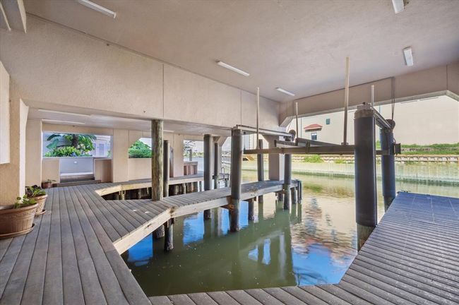 BOAT HOUSE | Image 10