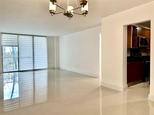 apt-109e-2851 Ne 183rd St, Aventura, FL, 33160-2136 | Card Image