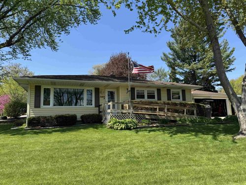5403 Winnequah Road, MONONA, WI, 53716 | Card Image