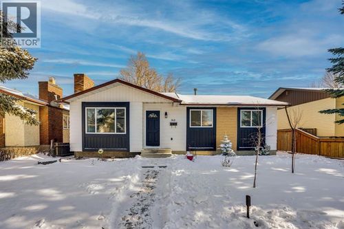 363 Templeside Cir Ne, Calgary, AB, T1Y3M1 | Card Image