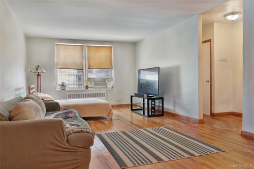 apt-2c-133 Beach 120th St, Rockaway Park, NY, 11694-1908 | Card Image