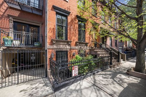 160 10th St, Hoboken, NJ, 07030-4353 | Card Image