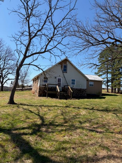 439 Crossing Rd, Stella, MO, 64867-8067 | Card Image