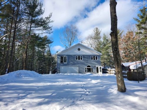 6395 S Lakeshore Dr, Pentwater, MI, 49449-9658 | Card Image