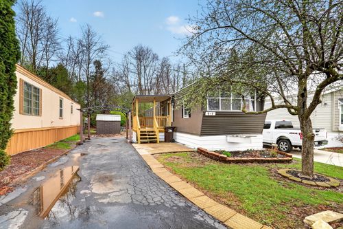917 Lunga Dr, Round Lake, IL, 60073-2450 | Card Image