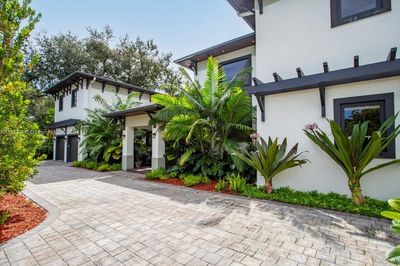 8100 Sw 96th St, House other with 7 bedrooms, 6 bathrooms and null parking in Miami FL | Image 3