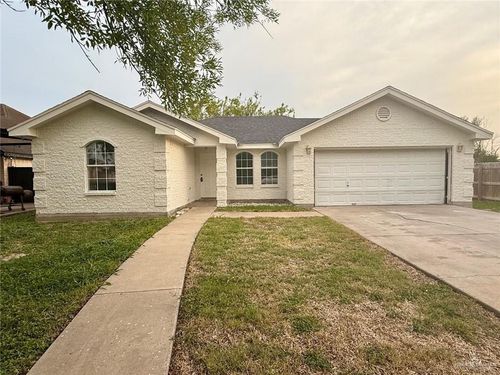 2208 Victoria St, Hidalgo, TX, 78557-3452 | Card Image