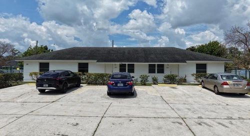 131 Avocado Avenue, West Palm Beach, FL, 33413 | Card Image