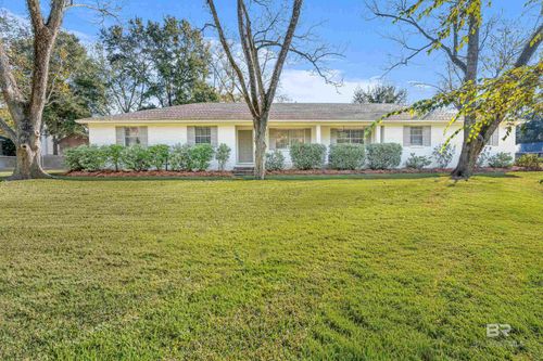 18 Blue Island Ave, Fairhope, AL, 36532-2842 | Card Image