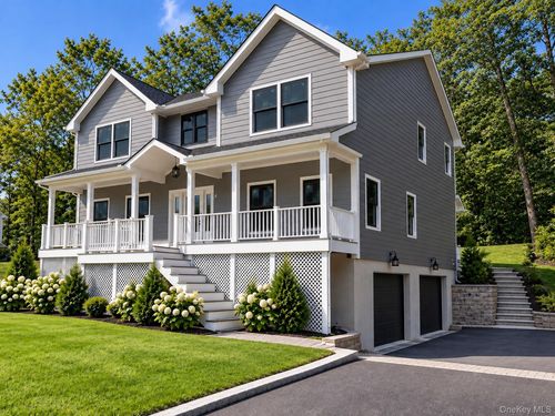 18 Overton Pass, Smithtown, NY, 11780 | Card Image