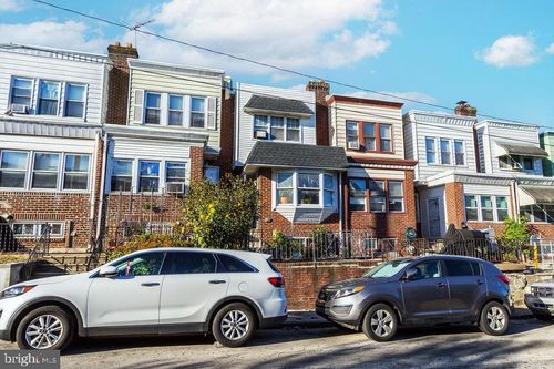 40 Lamport Rd, UPPER DARBY, PA, 19082-4815 | Card Image