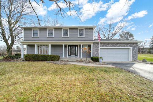 520 Meadowbrook Dr, Adrian, MI, 49221-1321 | Card Image