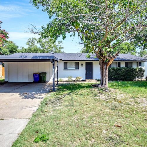 5713 Bowling Dr, Watauga, TX, 76148-3423 | Card Image