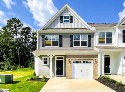 58 Fair Village Ln, Simpsonville, SC, 29680-7471 | Card Image
