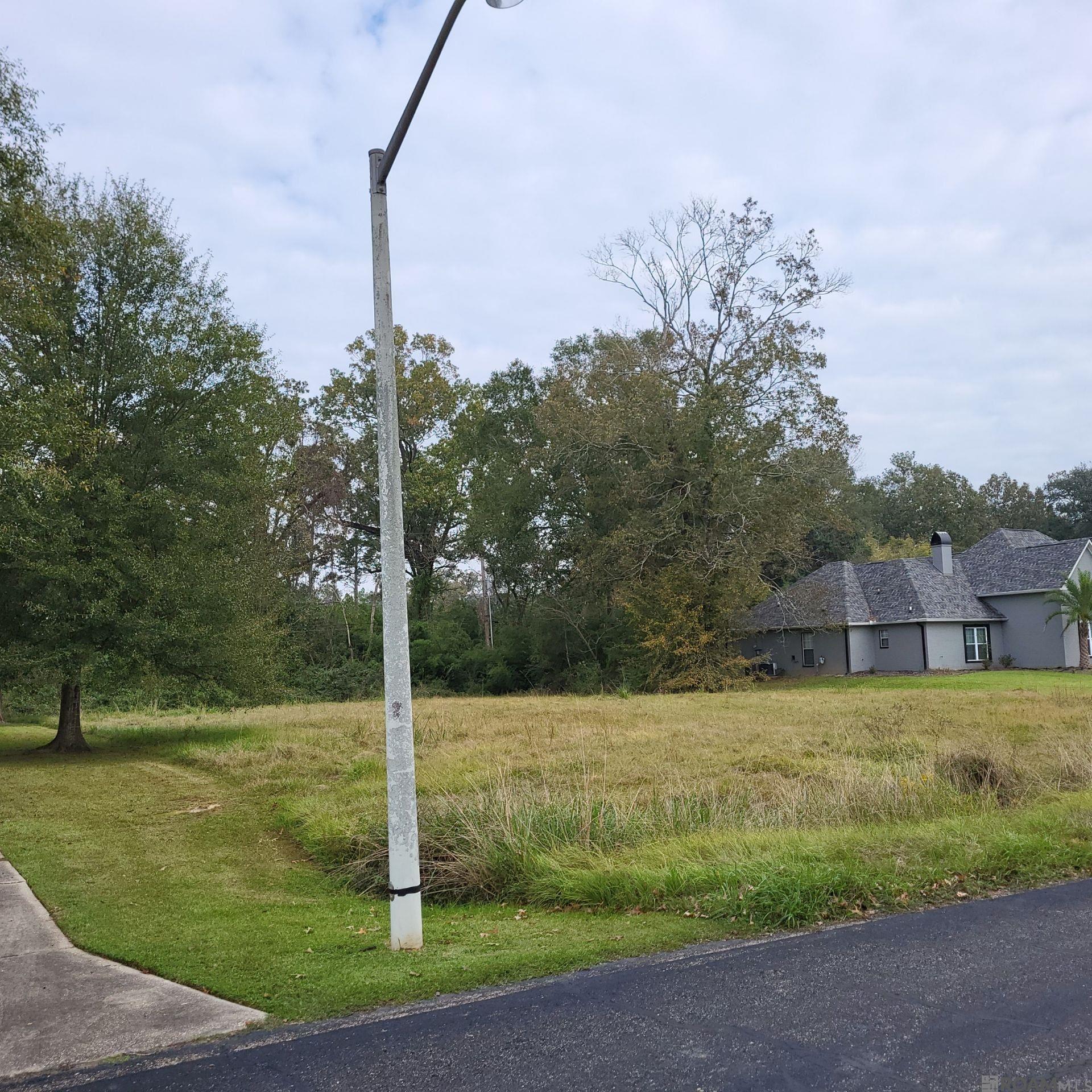 Land in Baton Rouge 4