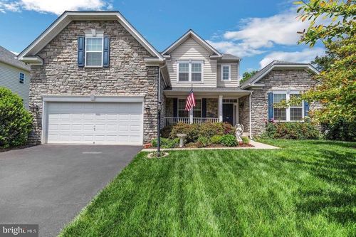 18776 Pier Trail Dr, TRIANGLE, VA, 22172-2352 | Card Image