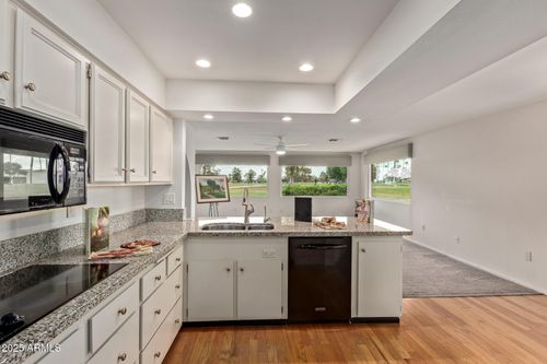 18211 N Conestoga Dr, Sun City, AZ, 85373-1772 | Card Image