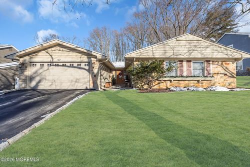 17 Idlebrook Ln, Aberdeen, NJ, 07747-1706 | Card Image